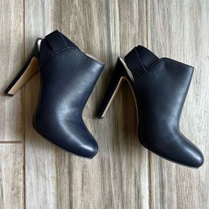 Nine West Navy Booties